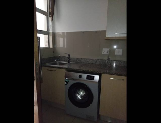 1 BEDROOM APARTMENT TO LET IN IZINGA RIDGE